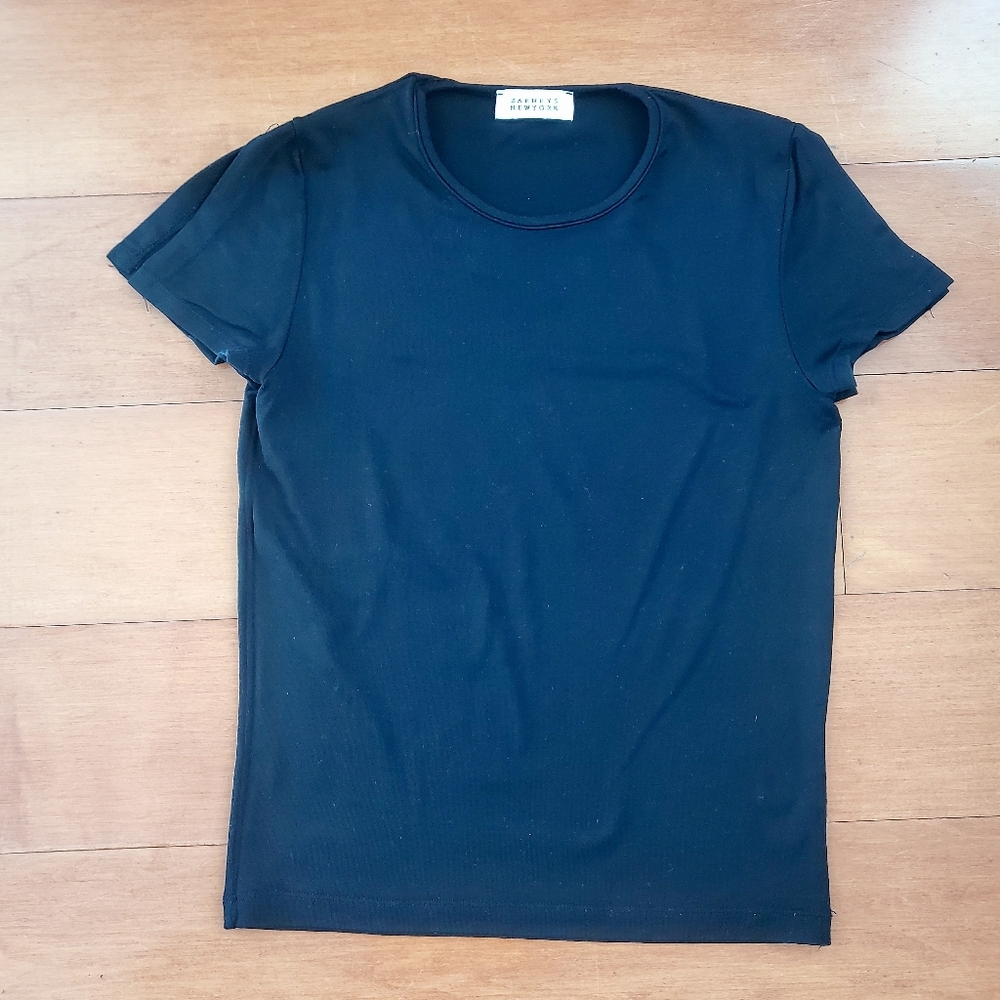 Black silk t-shirt by Barney New York